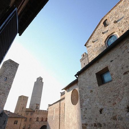 Апартаменты Il Borgo Antico Сан-Джиминьяно Экстерьер фото