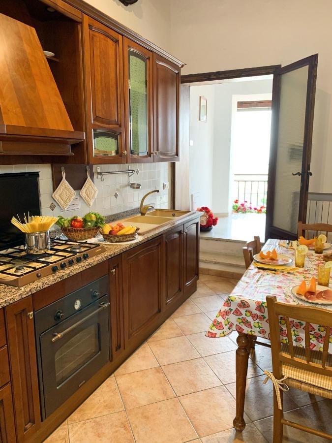 Апартаменты Il Borgo Antico Сан-Джиминьяно Экстерьер фото