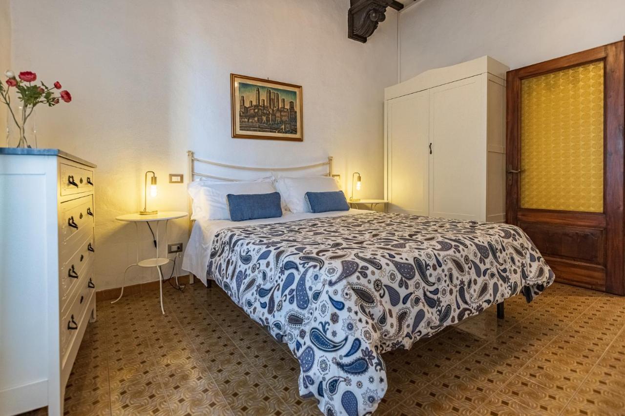 Апартаменты Il Borgo Antico Сан-Джиминьяно Экстерьер фото